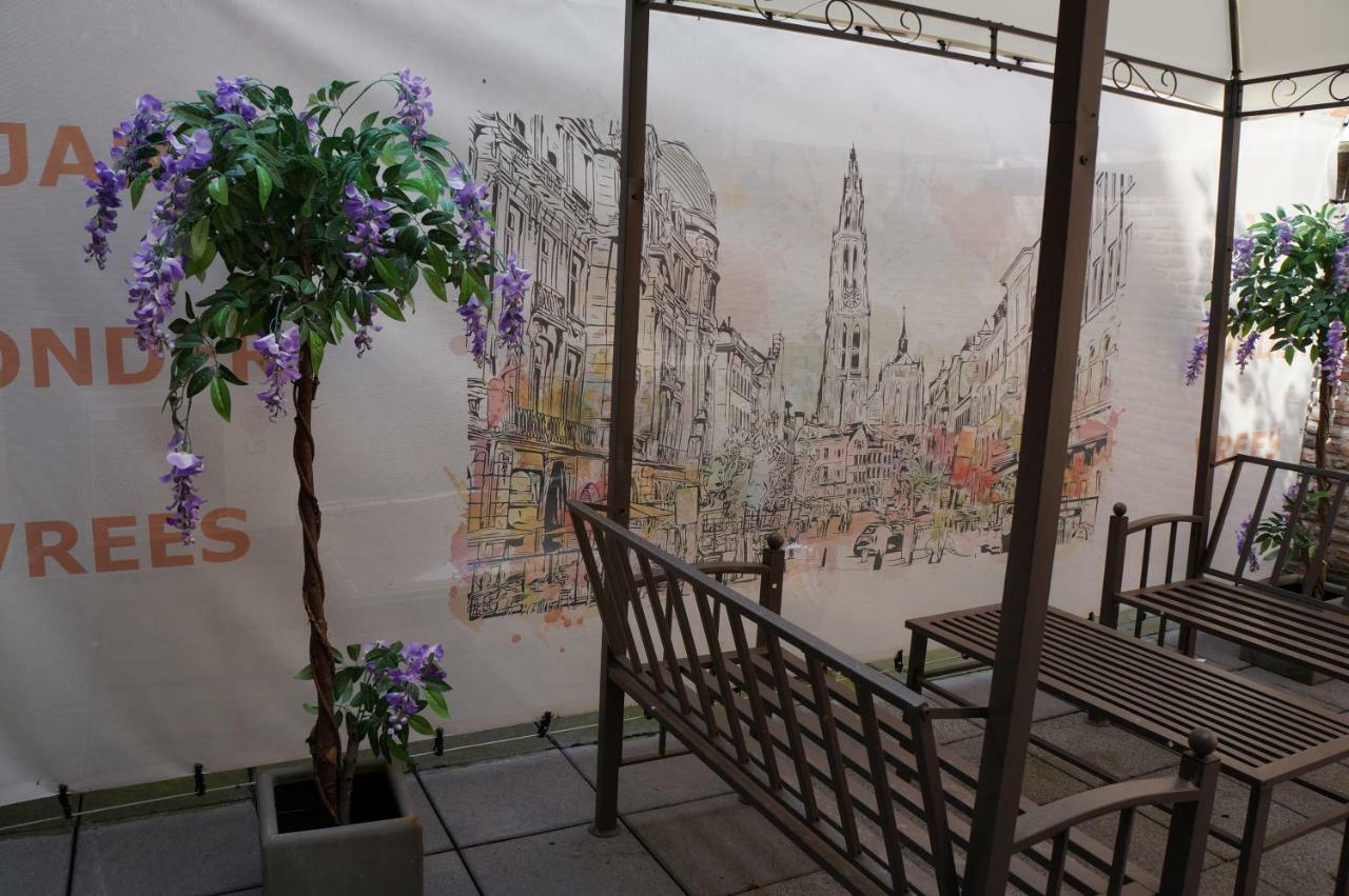 Charming Suites Jan Zonder Vrees Antwerpen Exteriör bild