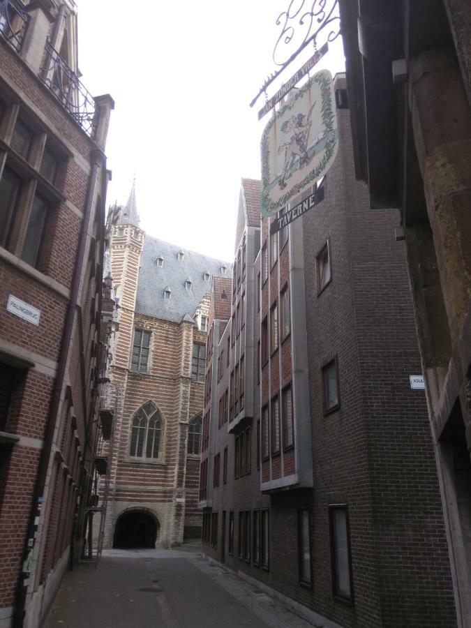 Charming Suites Jan Zonder Vrees Antwerpen Exteriör bild